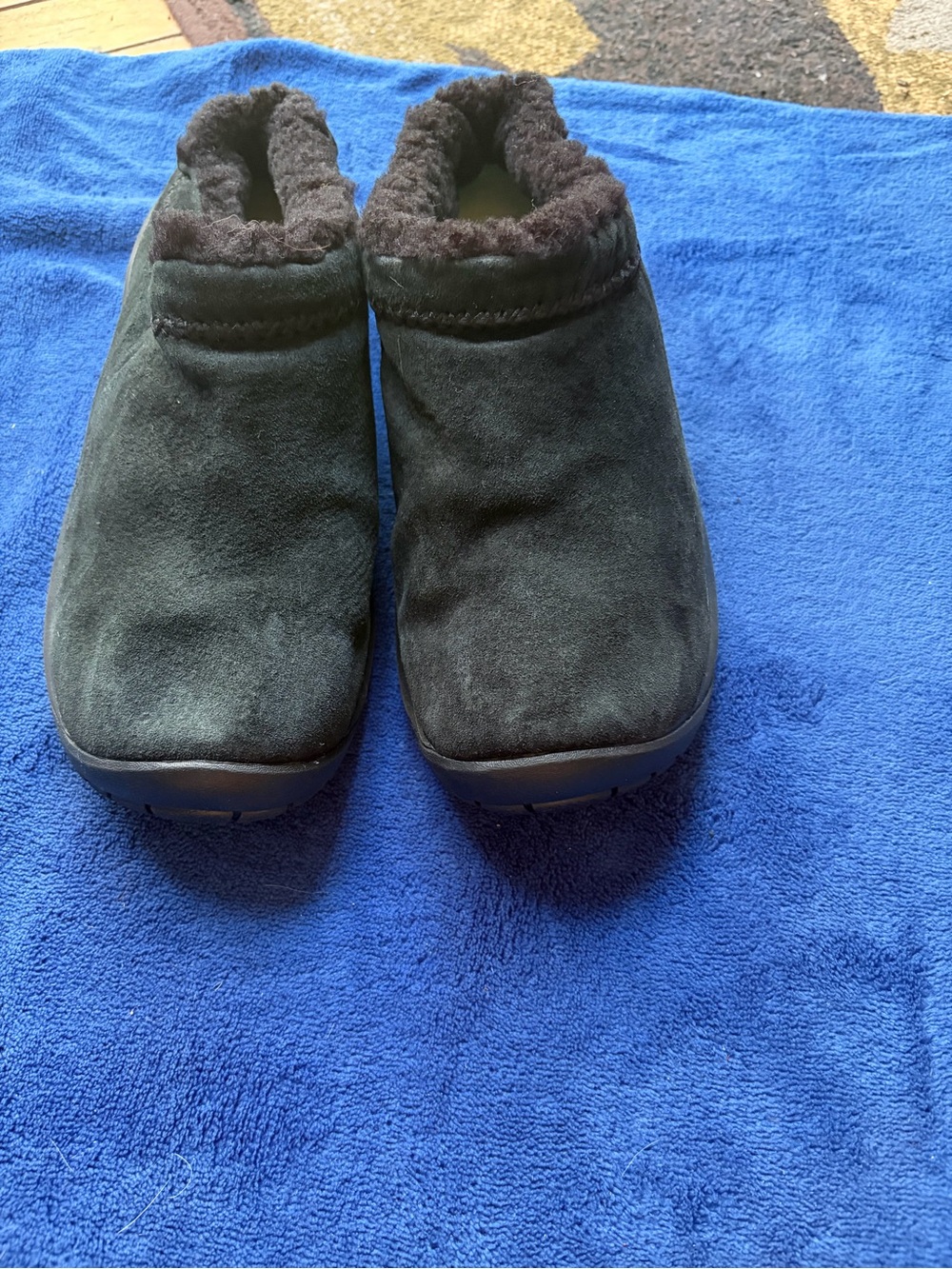 Merrell Black Suede Comfort Slip-On Clogs Cozy Shearling Size 8